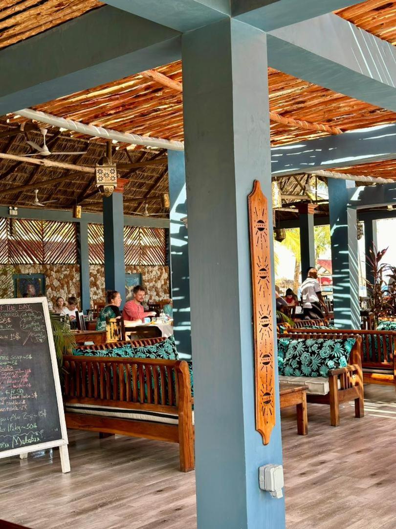 Sunset Kendwa Beach Hotel Exterior foto