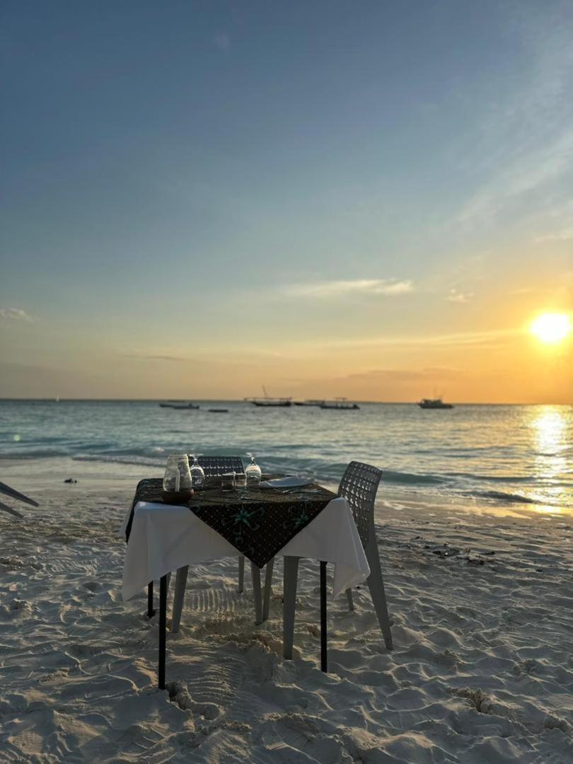 Sunset Kendwa Beach Hotel Exterior foto