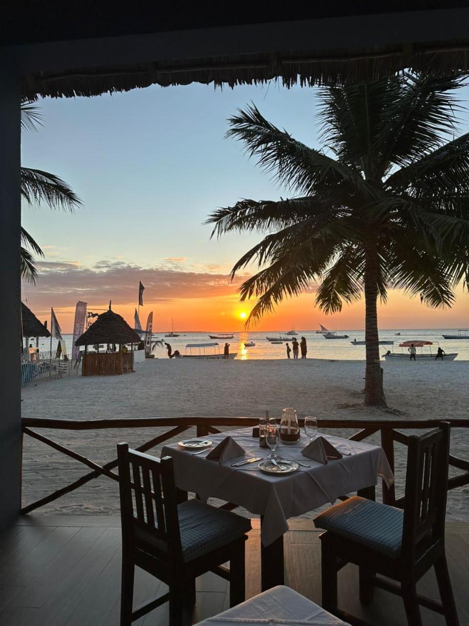 Sunset Kendwa Beach Hotel Exterior foto